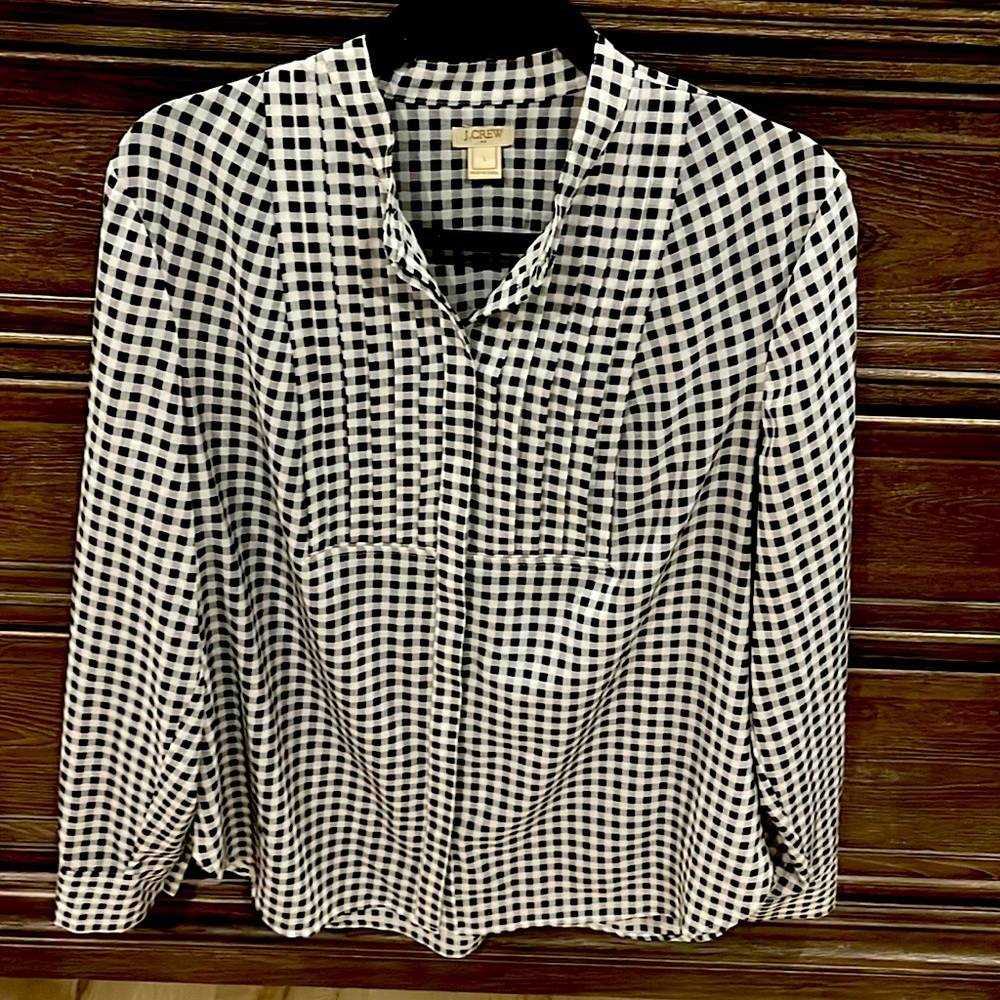 JCrew women’s black and white blouse